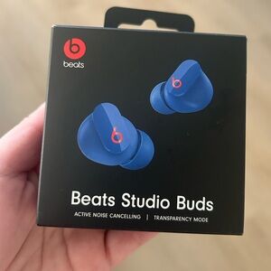 Beats studio buds